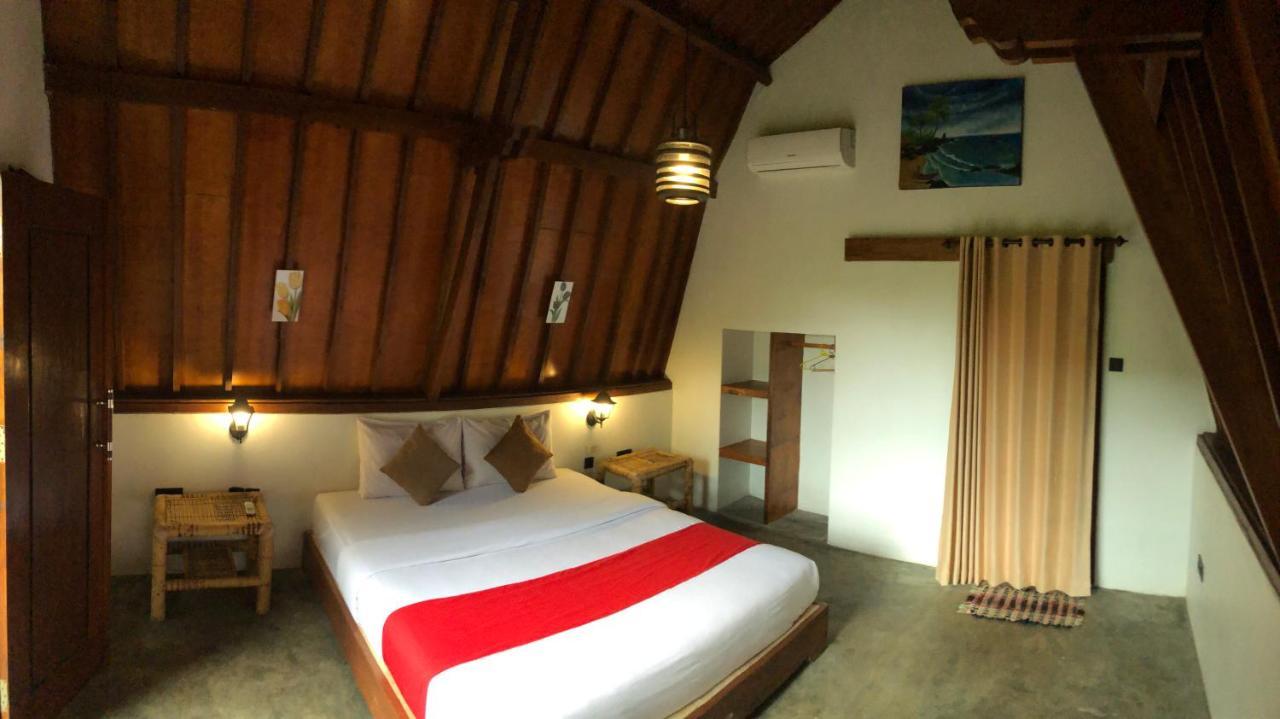 Tropical Sunday Bungalow - Surf And Stay Selong Belanak Eksteriør bilde