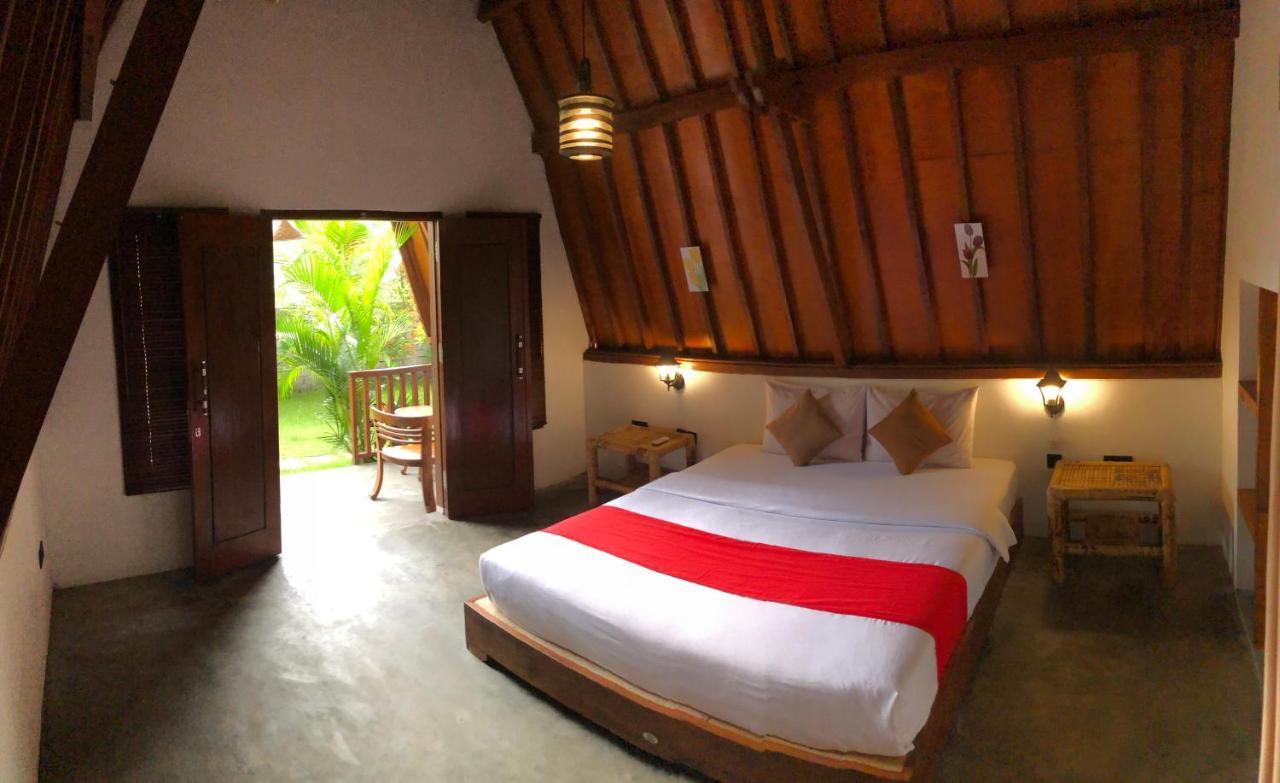 Tropical Sunday Bungalow - Surf And Stay Selong Belanak Eksteriør bilde