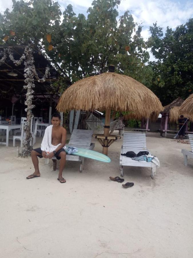 Tropical Sunday Bungalow - Surf And Stay Selong Belanak Eksteriør bilde
